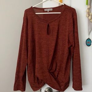Women’s long sleeve top